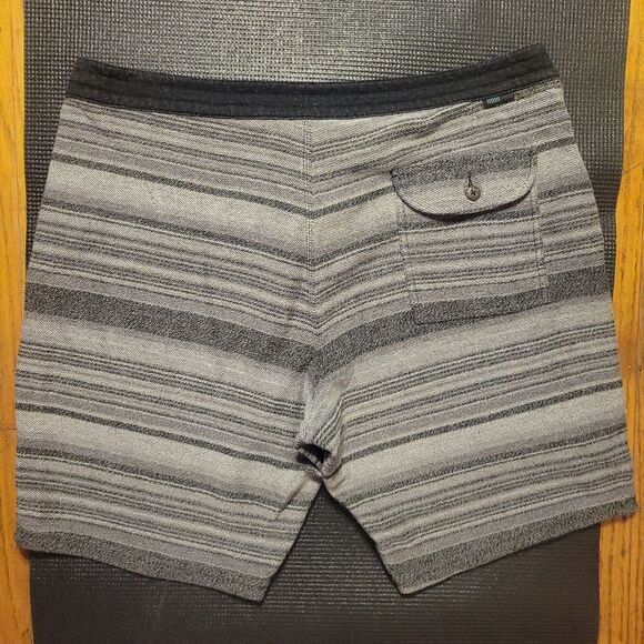 Vissla Striped Gray Shorts - Picture 4 of 9